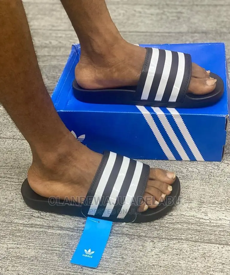 Adidas Adilette