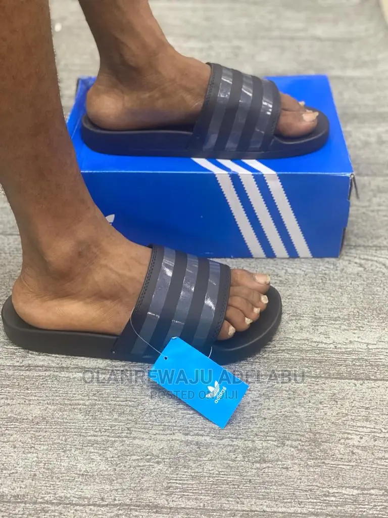 Adidas Adilette