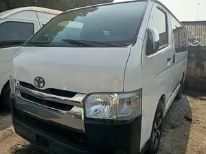 Toyota HiAce 2009 White