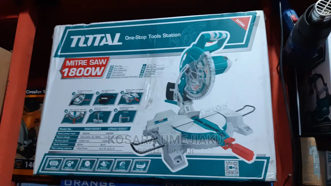 Total 1800w Mitre Saw
