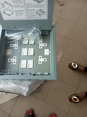 6 Data 4 Power Floor Box