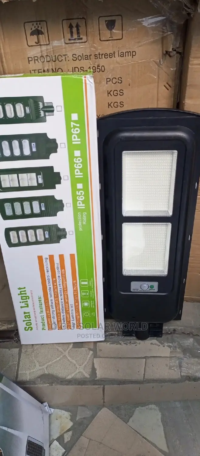 L E D Solar Street Light