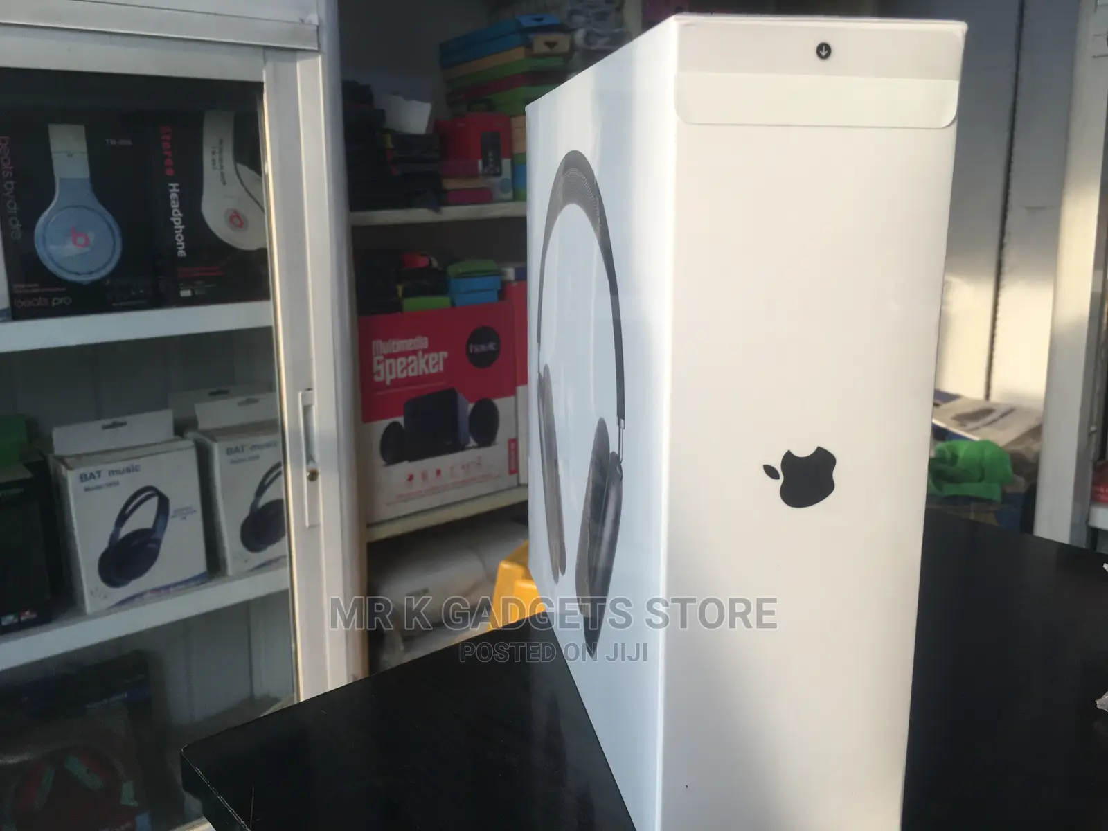 Airpods Max With Smark Case