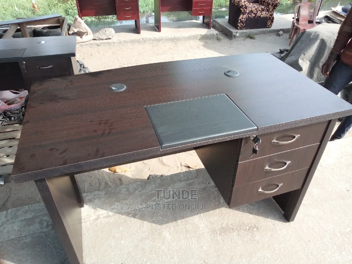 Modern Office Table