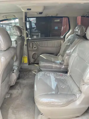 Toyota Sienna XLE Limited 4WD 2008 Gold