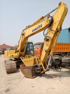 Two Units New Arrival Komatsu Pc 200/210lc Excavator Machine