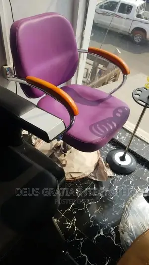 Saloon Chair/Sterling Chair