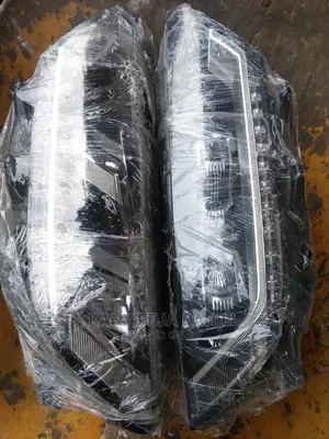 Headlight Passat T S I 2017