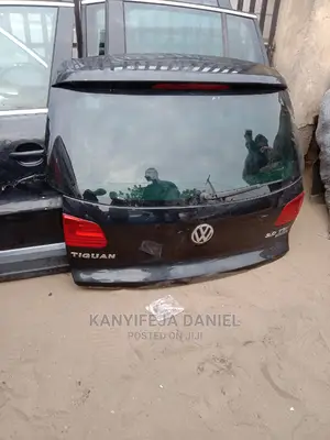 Complete Booth Volkswagen Tiguan 2013