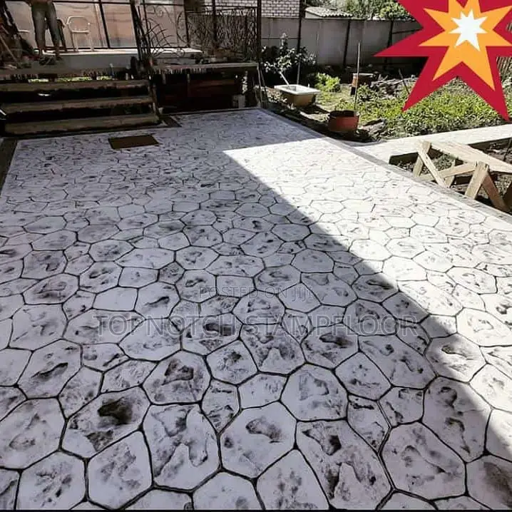 Flooring Service/Durable Colors