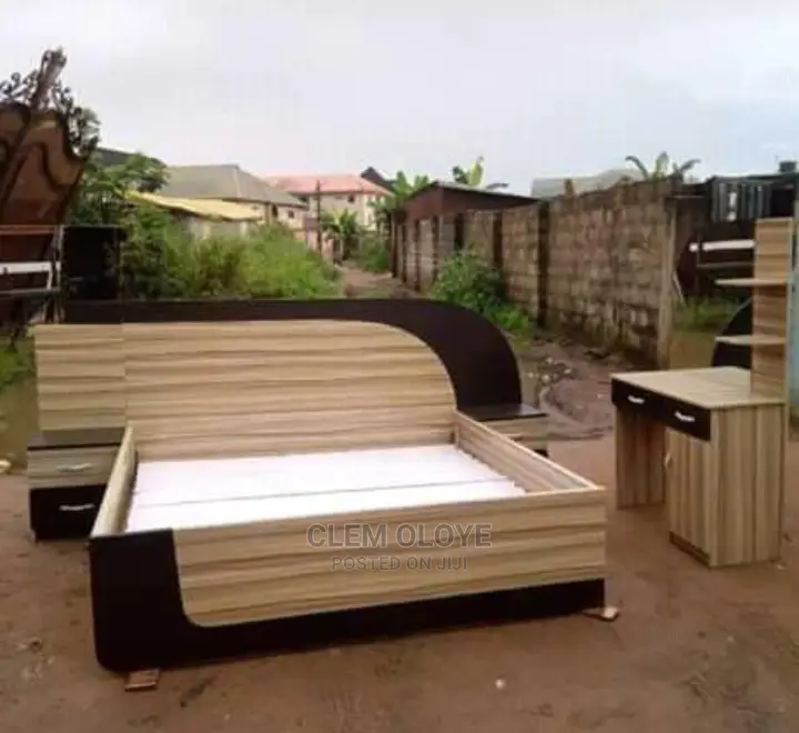 Modern Bedframe 2 Colors
