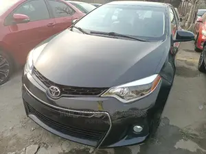 Toyota Corolla 2014 Black