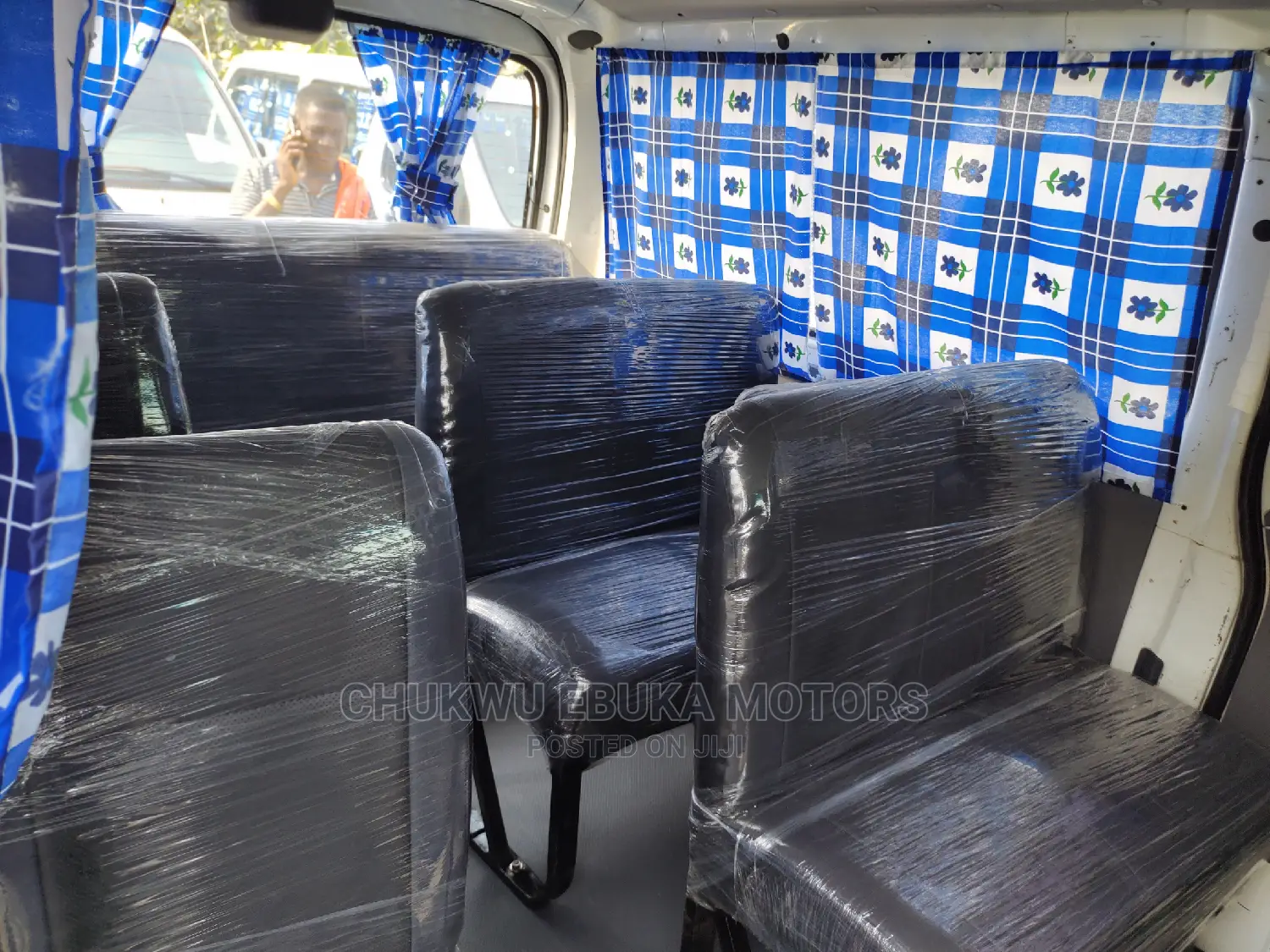 Toyota HiAce 2001 White