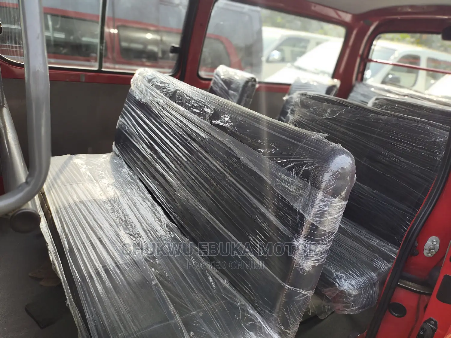 Toyota HiAce 2002 Red