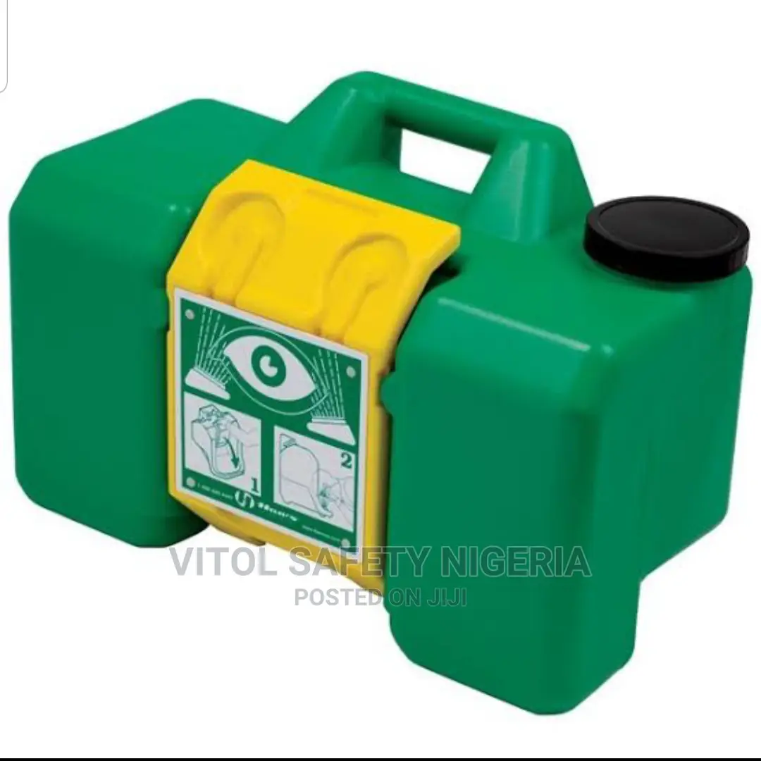9 Gallon Wall Mounted Eyewash Tank