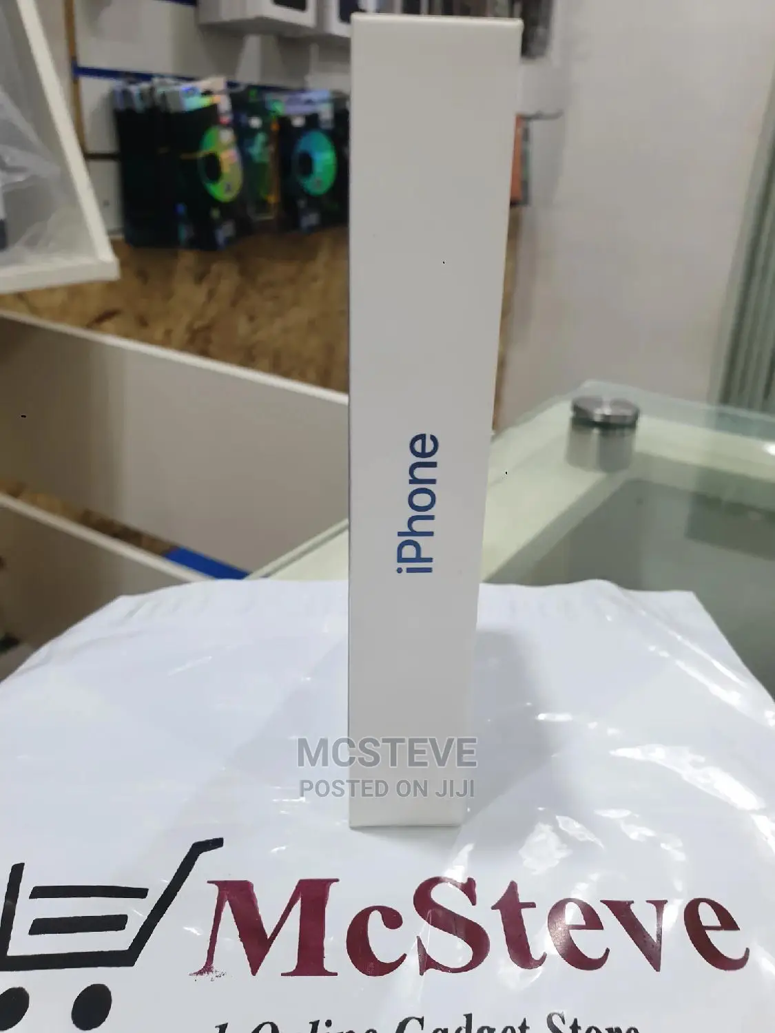 New Apple iPhone 13 256 GB Blue