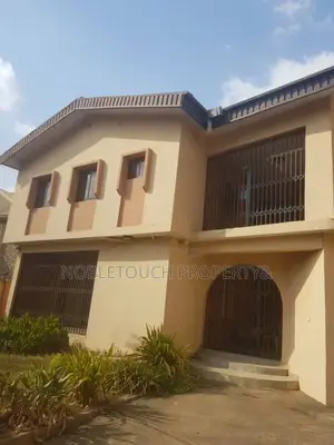 5bdrm Duplex in 5Th Avenue Gowon, Alimosho for Sale