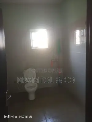 3bdrm Block of Flats in Lugbe District for rent