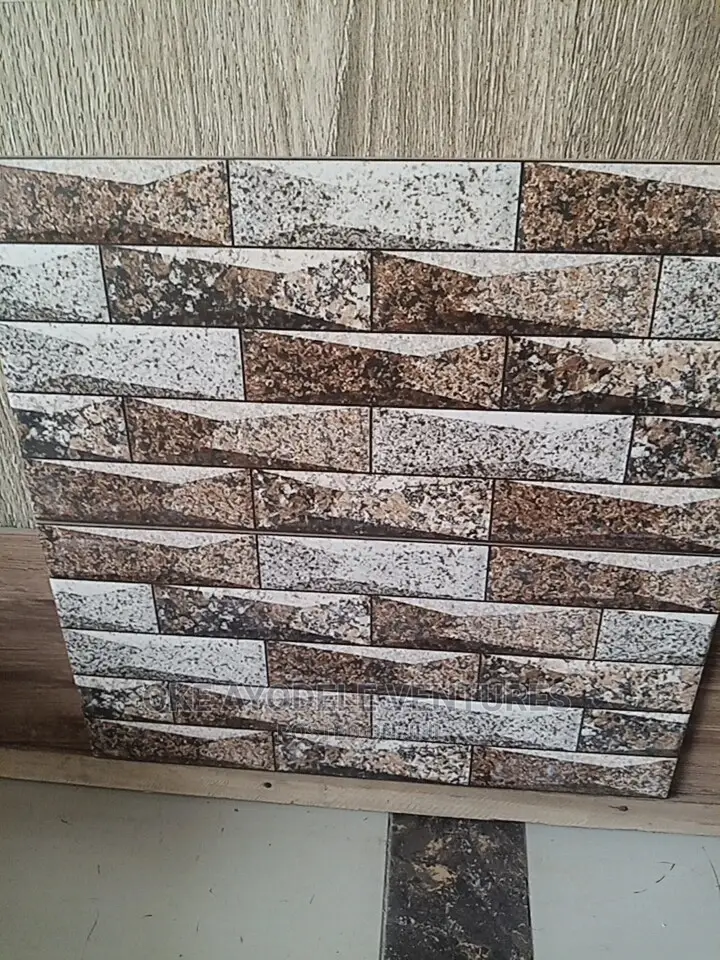 25/50: Goodwill Outside Wall Tiles