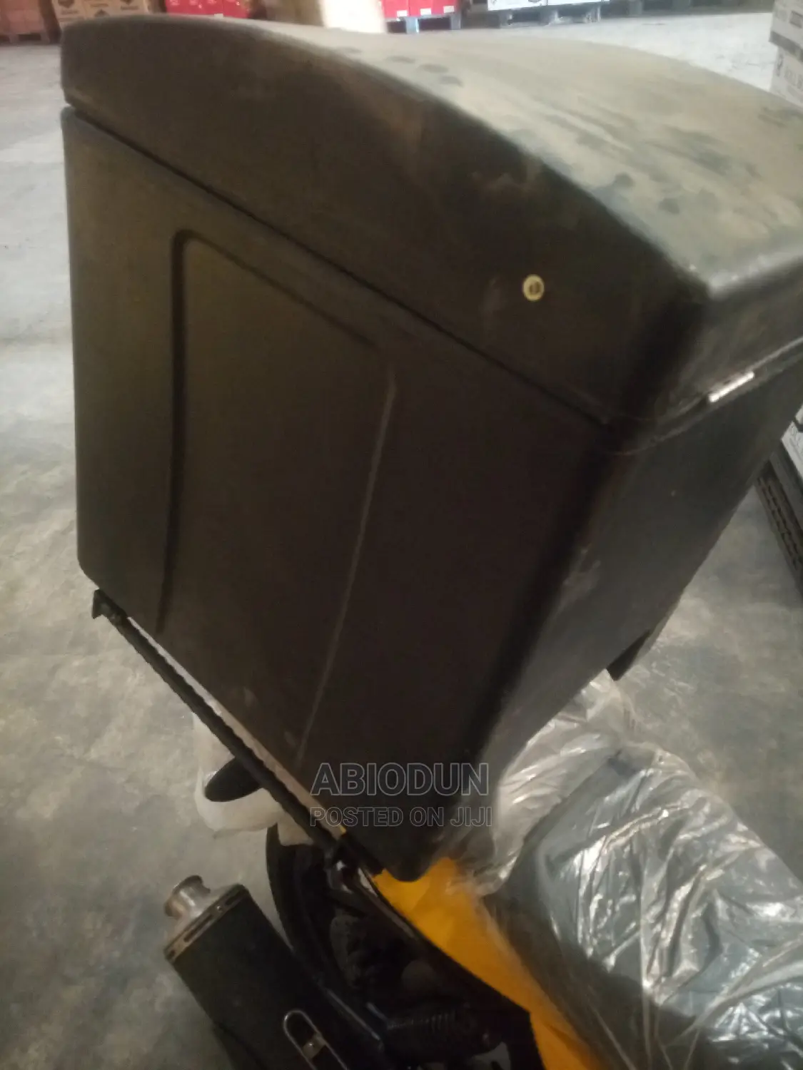 Original Geepeee Courier Box