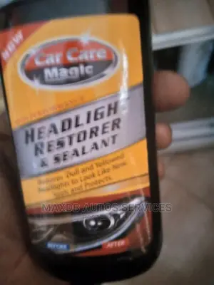 Head Light Cleaner