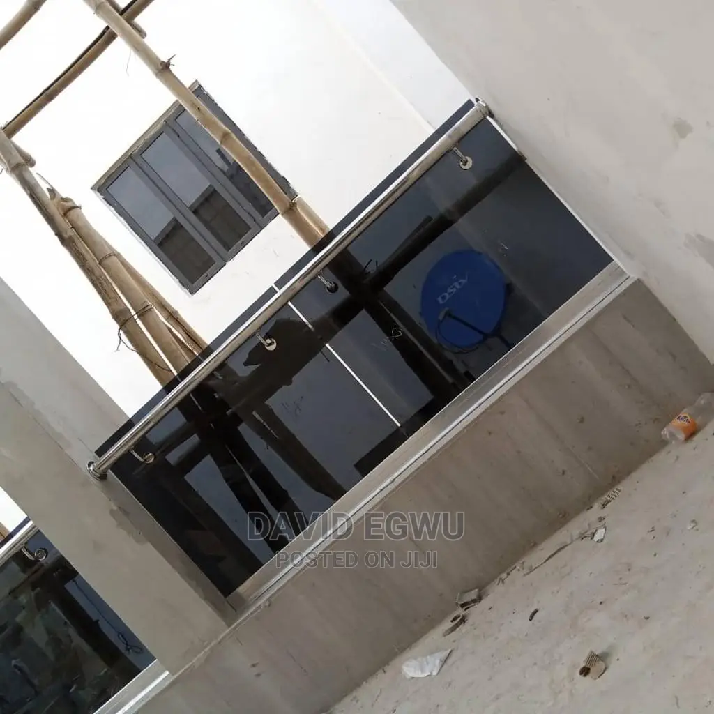 Frameless Balvony Glass