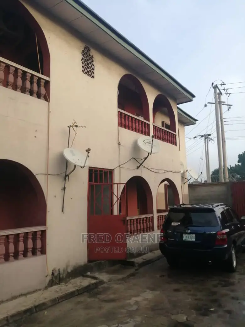 2bdrm Block of Flats in Rumuomasi for Sale