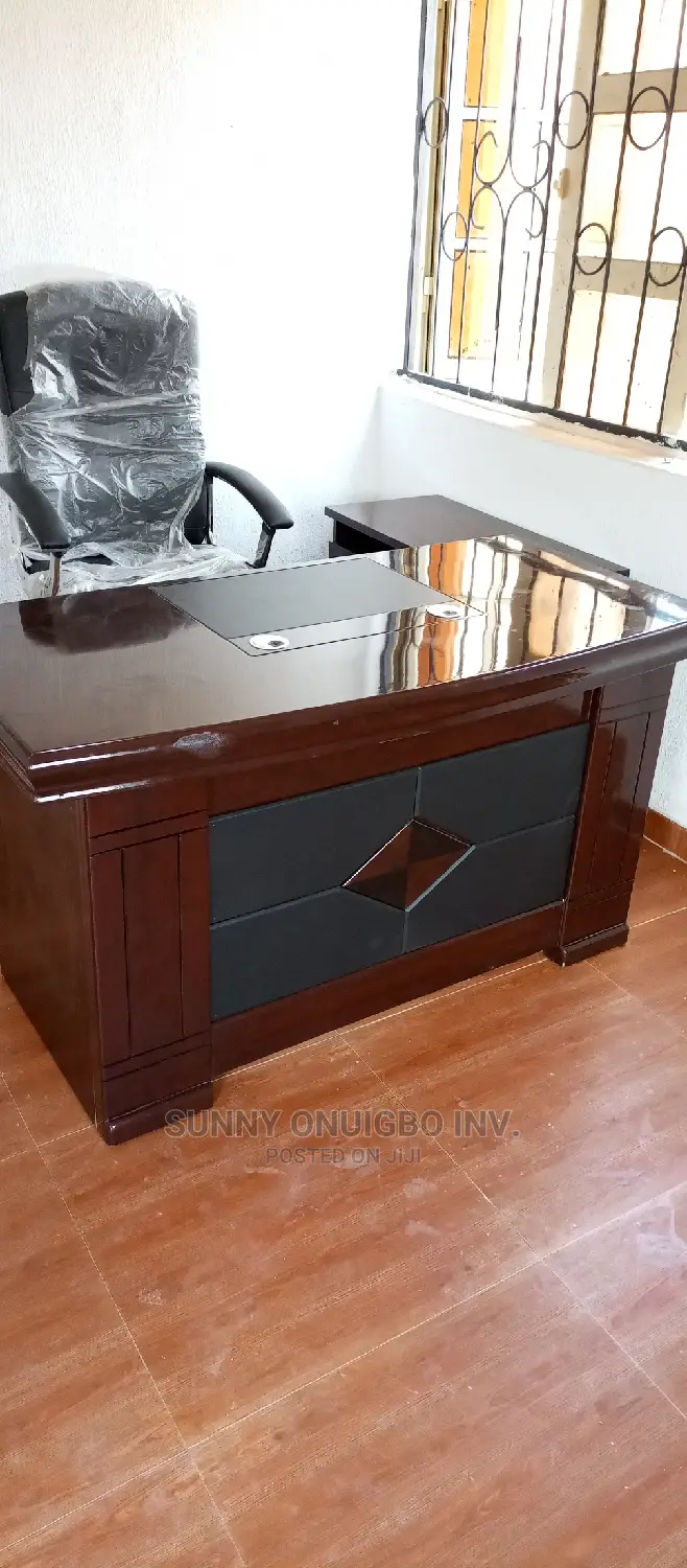 Executive Office Table in Abeokuta