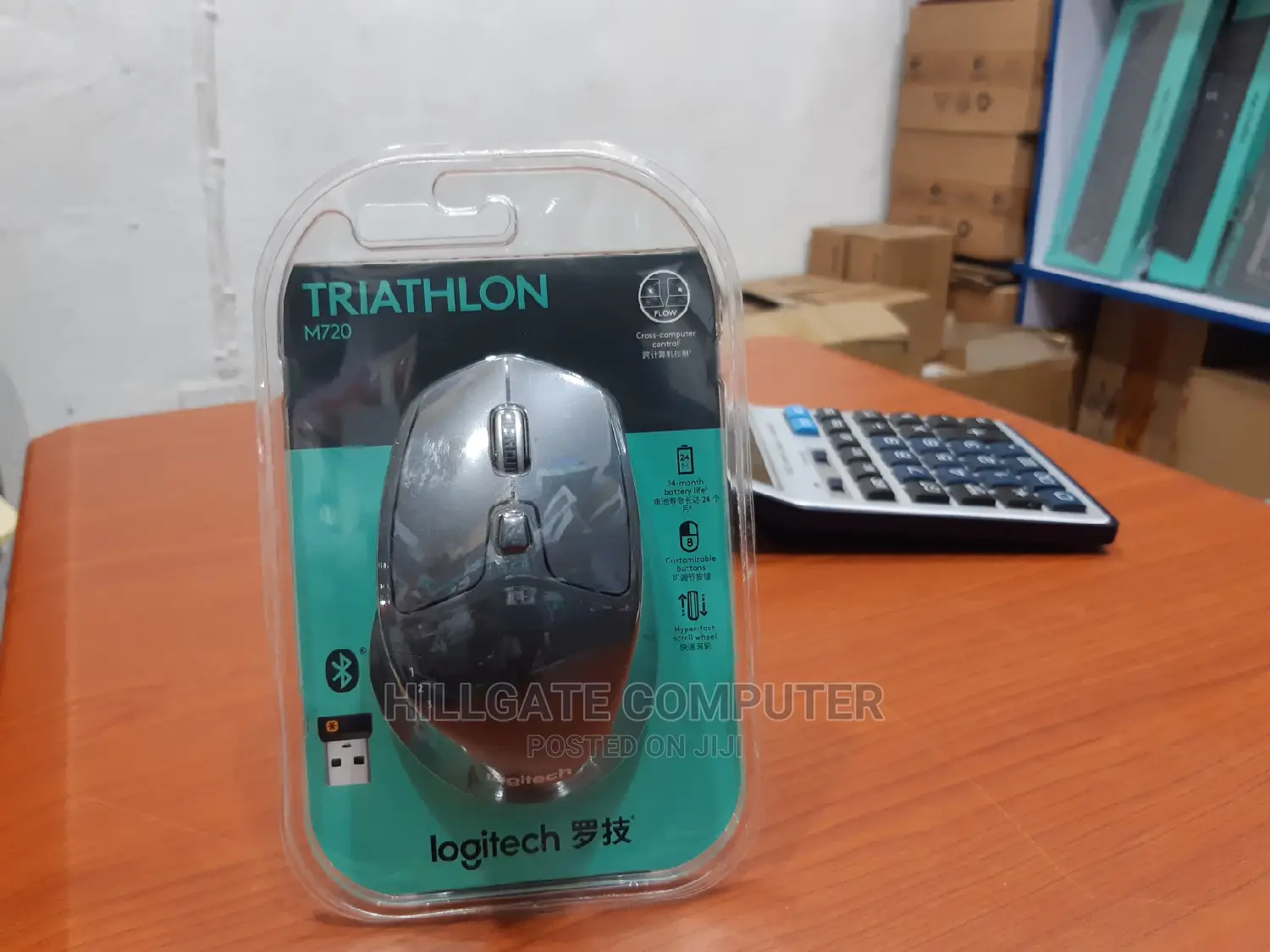 Logitech TRIATHLON M720 Wireless and Bluetooth Mouse