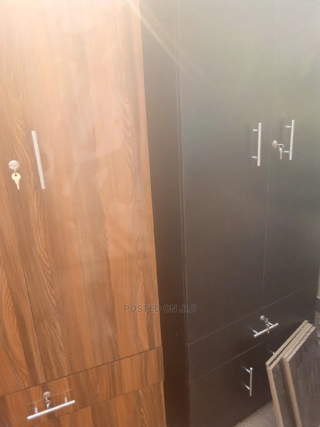 32 Inche Wardrobe
