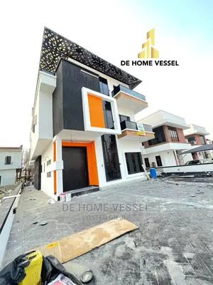 5bdrm Duplex in Ikota for Sale