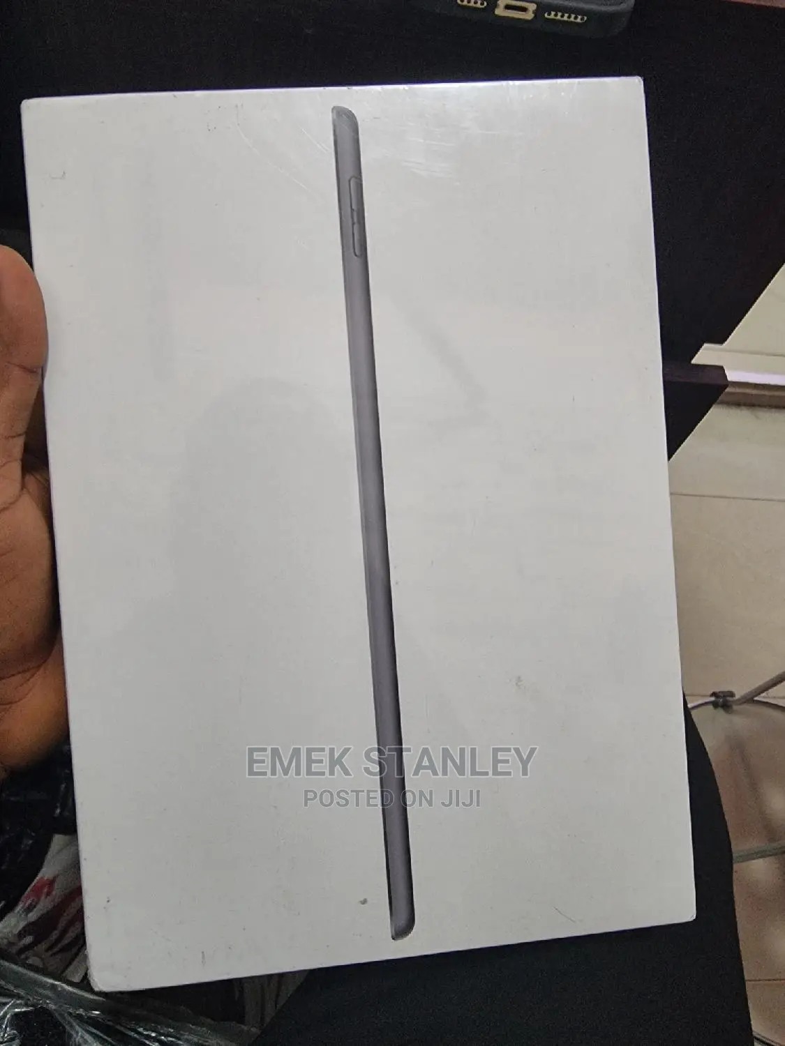 New Apple iPad 10.2 (2021) 64 GB Gray