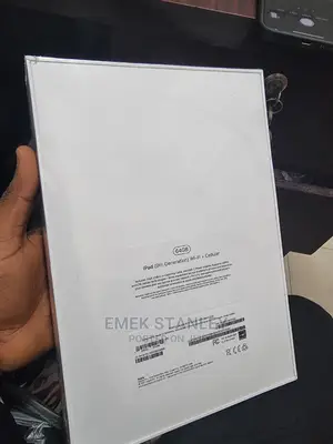 New Apple iPad 10.2 (2021) 64 GB Gray