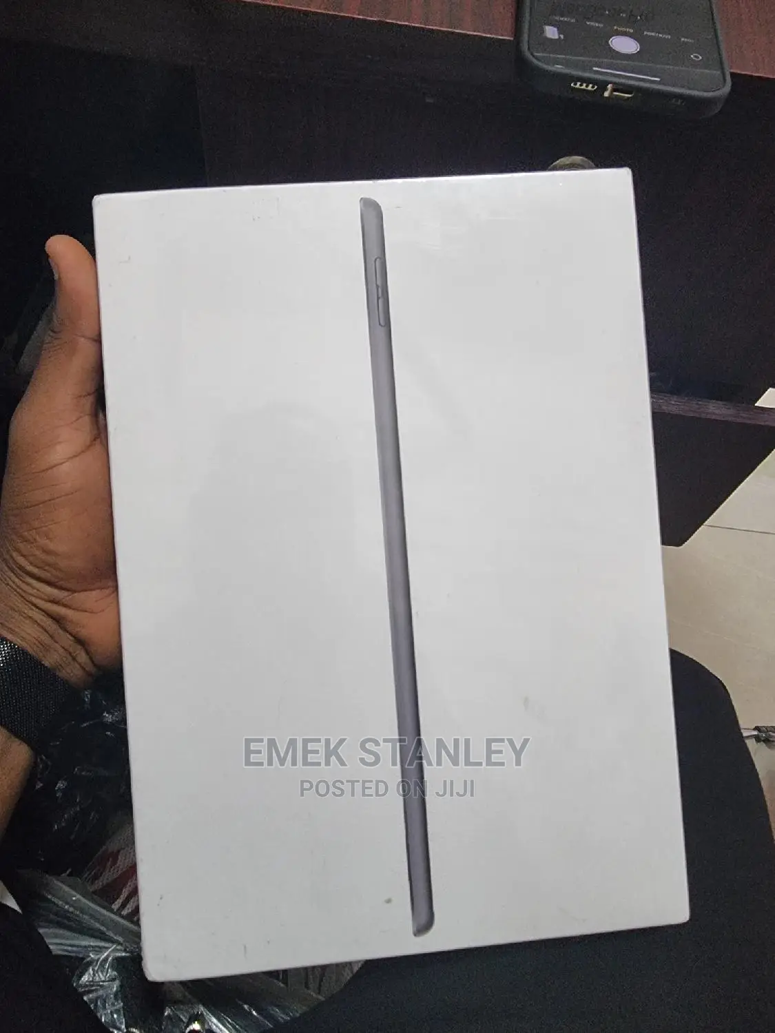 New Apple iPad 10.2 (2021) 64 GB Gray