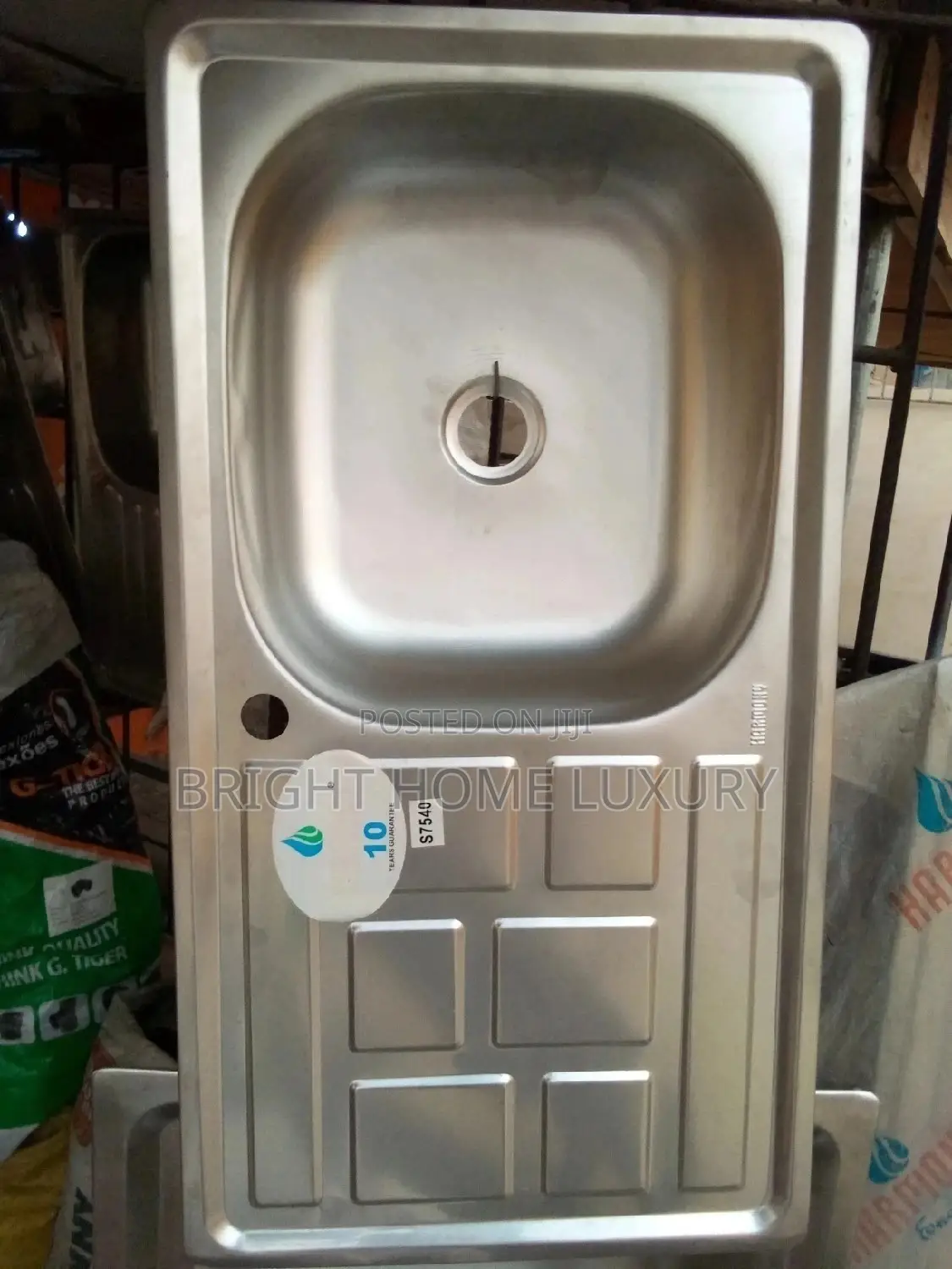 Complete Kitchen Sink With Accessories