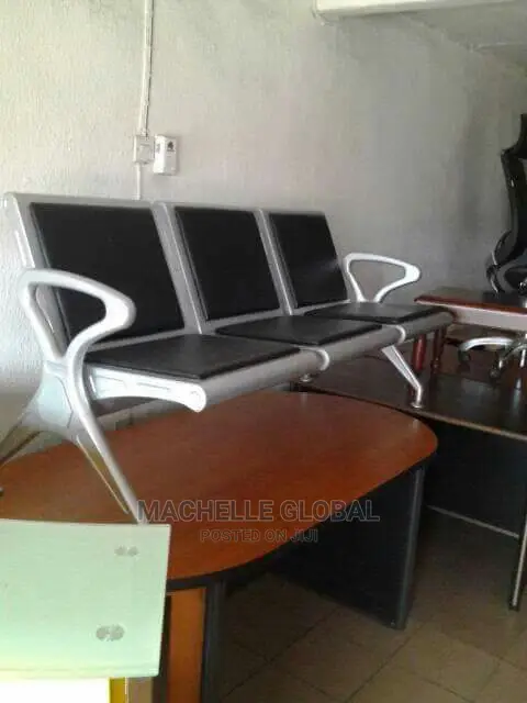 Modern Visitors Chairs