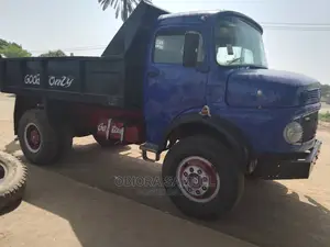 911,1113 Mercedes Benz Truck Tipper