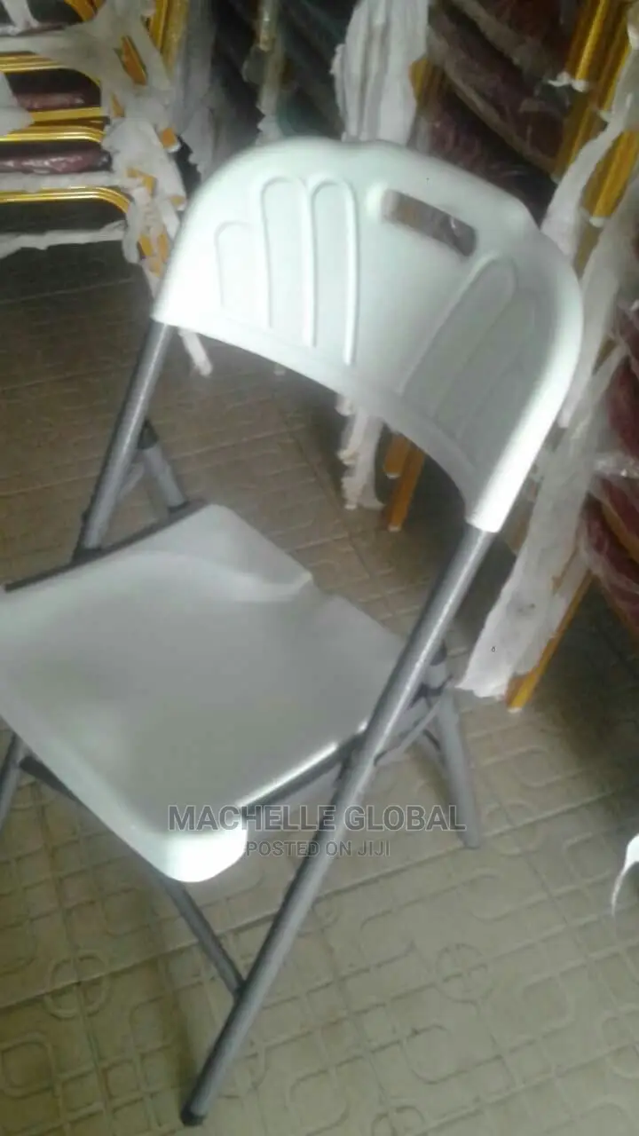 Foldable Chairs (Wholesales)
