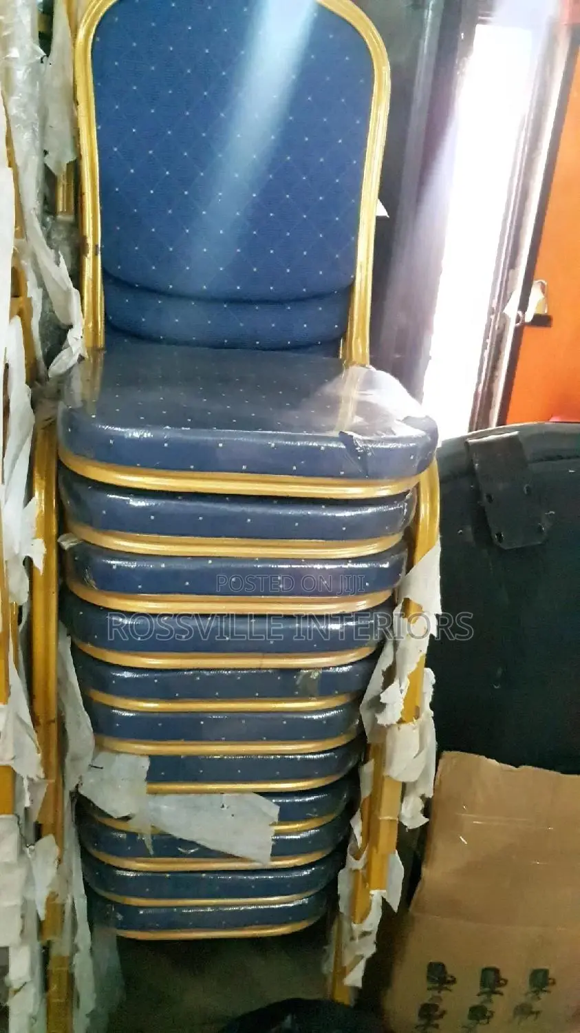 Large Size Banquet Chairs