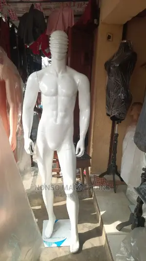 Full Body Fibre With Line Face Male Mannequin
