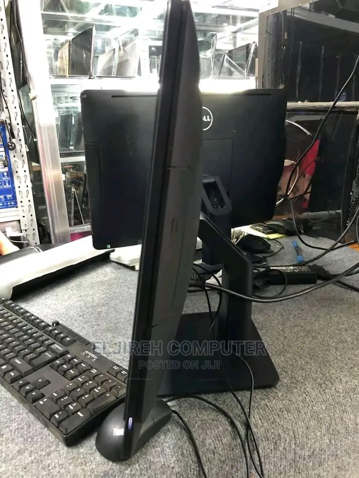 Desktop Computer Dell 8GB Intel Core I3 HDD 500GB