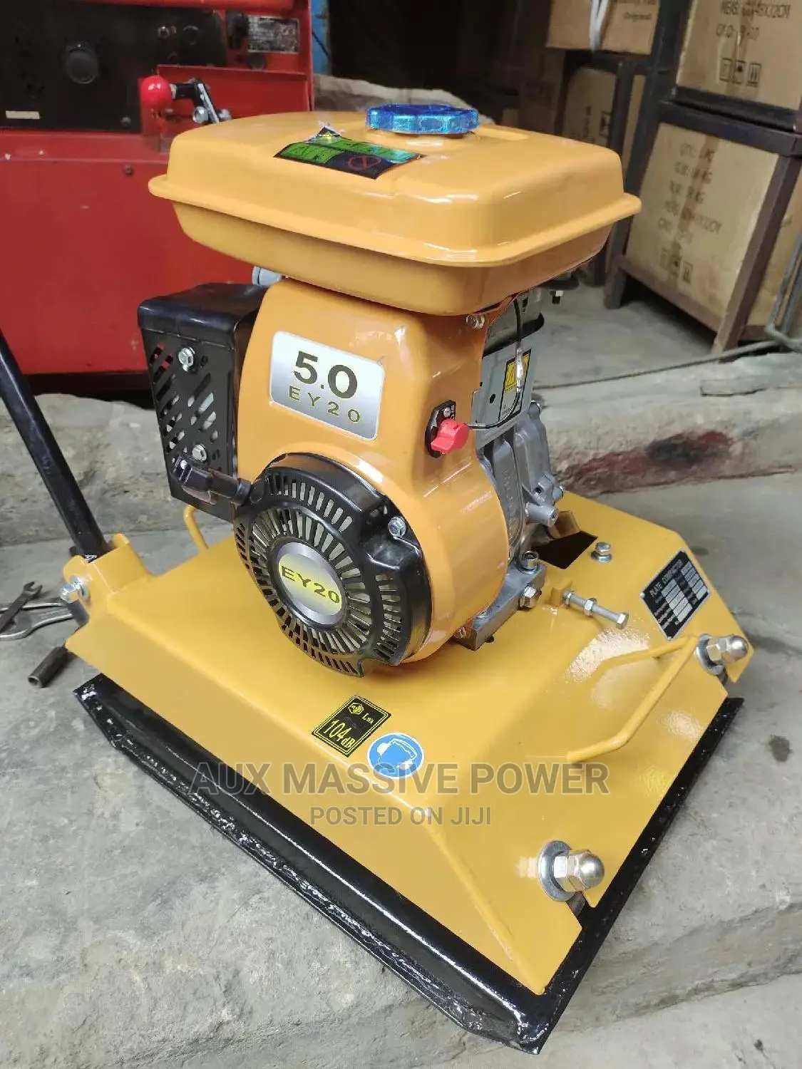 Plate Compactor With Robin Engine