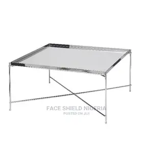Oakland Square Table