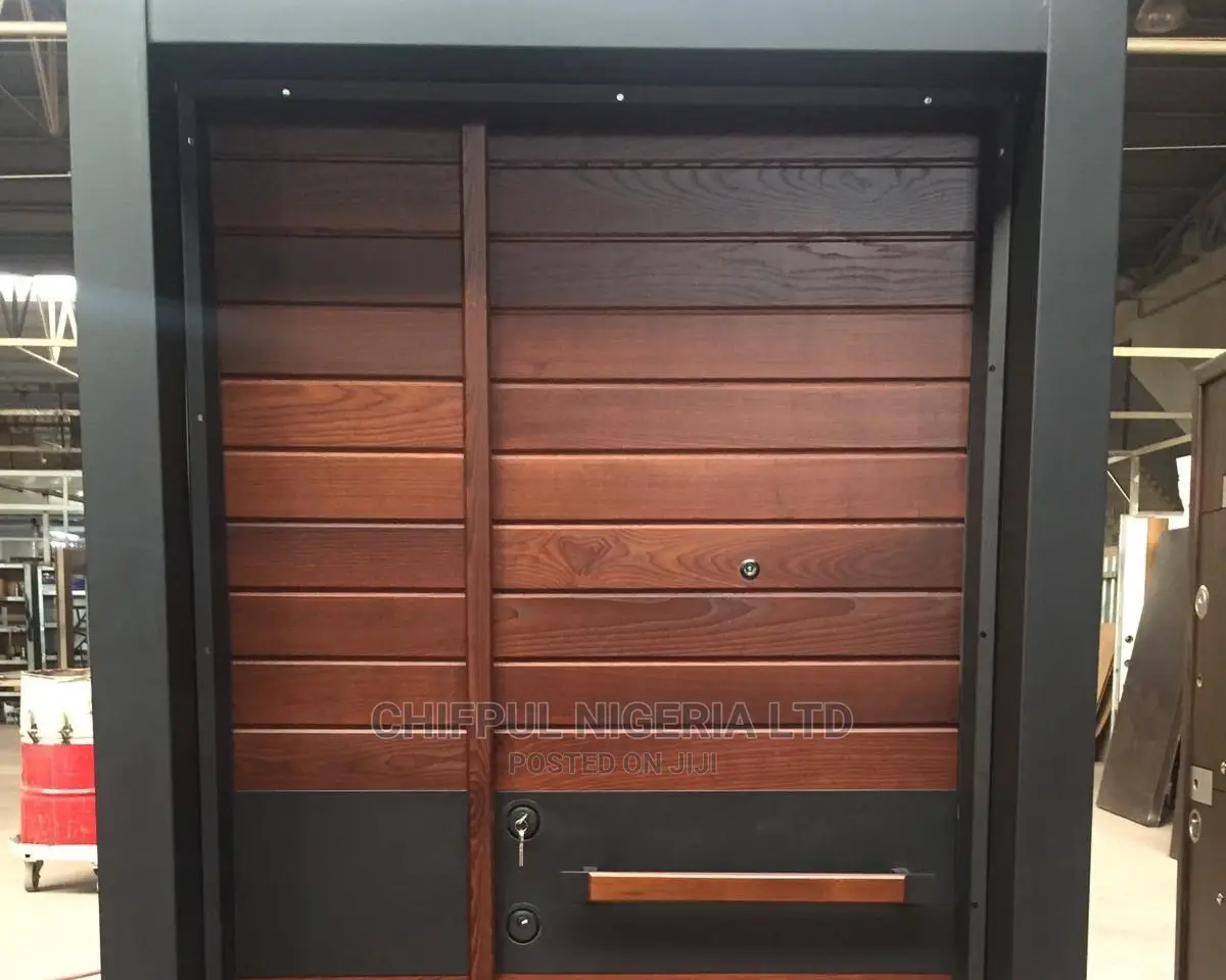 House Comman Door