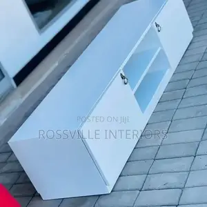 Premium TV Stand