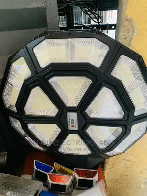 Quality 16eyes Solar Street Lights Very Bright