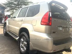 Lexus GX 470 2008 Gold