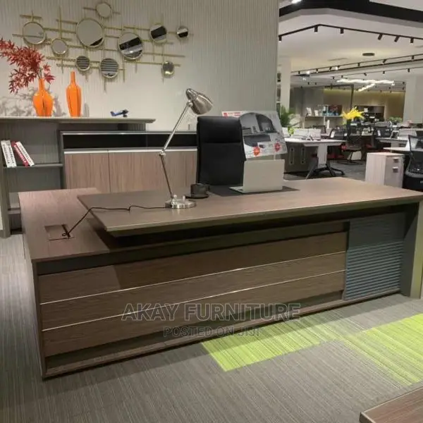 Executive Table Size 2.4meters