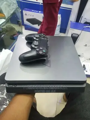 UK Used Ps4 Slim Console