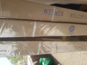 Projector Screen 72x72